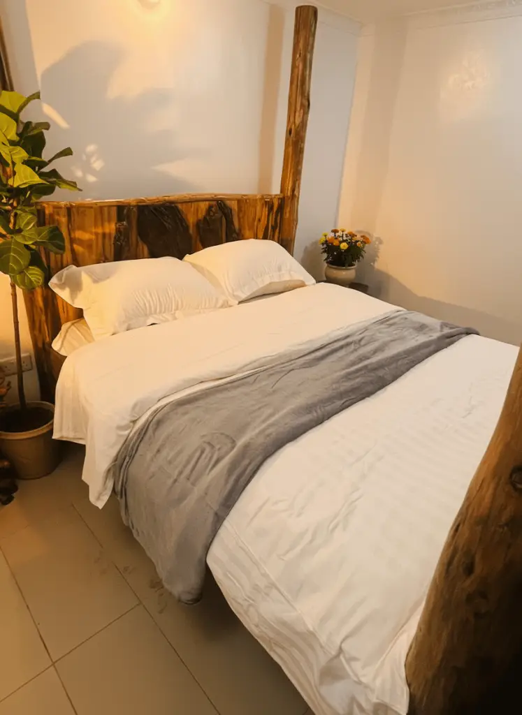 Chris’ at the Park twin bed